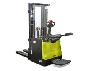 Clark the Forklift SRX 14 Reach Truck