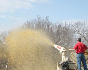 FINN B40 Straw Blower