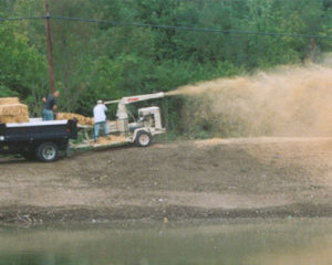 FINN Straw Blower in application