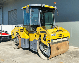 2014 Dynapac CC2200 Double Drum Vibratory Roller